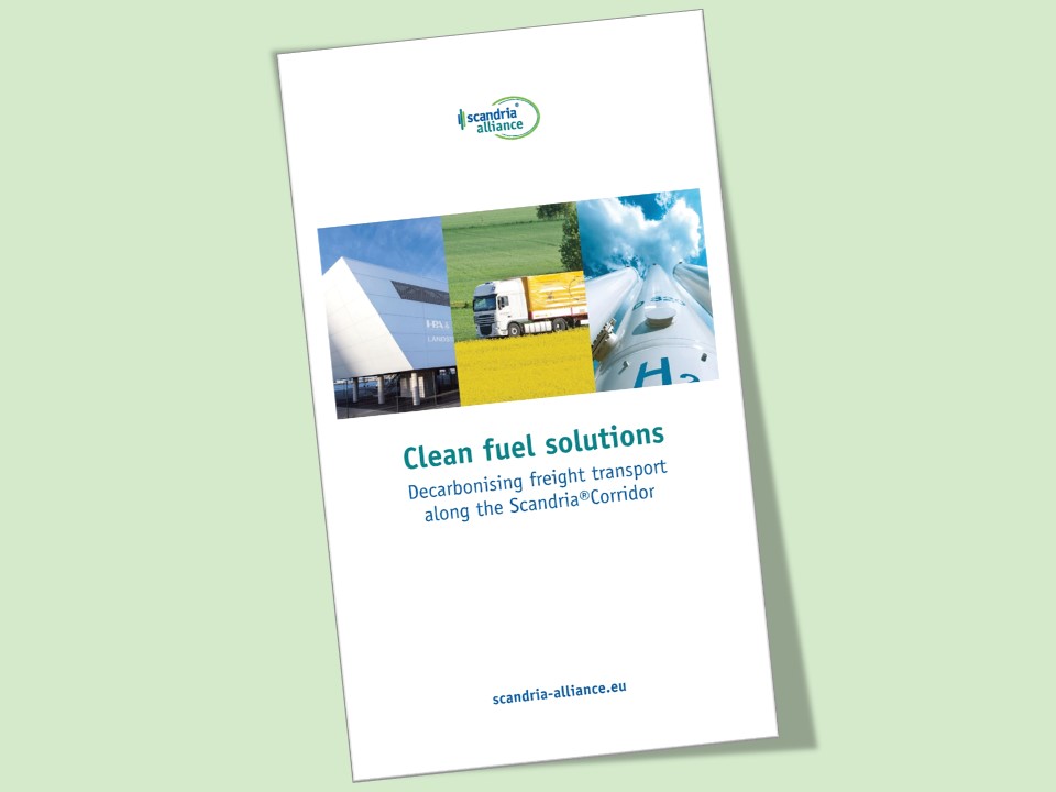 Cover of the brochure "Clean fuel solutions. Decarbonising freight transport along the Scandria®Corridor"