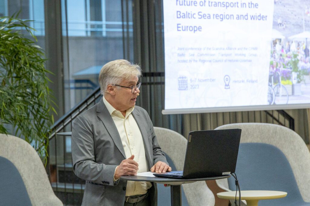 Juha Eskelinen, Deputy Regional Mayor of Helsinki-Uusimaa Region, during the conference