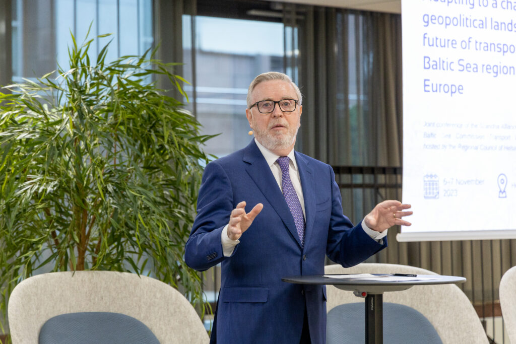 Pat Cox, European Coordinator of the Scandinavian-Mediterranean (ScanMed) TEN-T Core Network Corridor during the conference